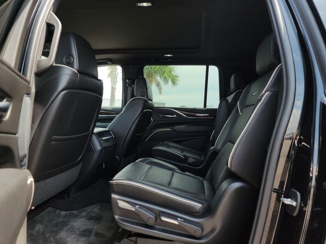 2022 Cadillac Escalade ESV Premium