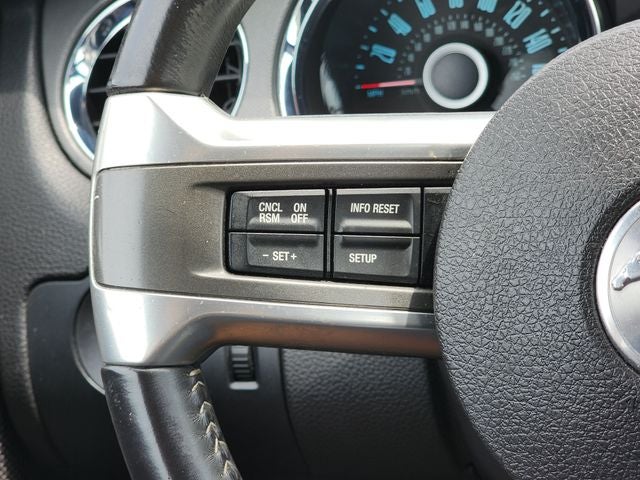 2014 Ford Mustang V6