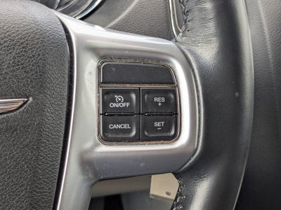 2012 Chrysler Town & Country Touring