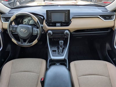 2020 Toyota RAV4 XLE