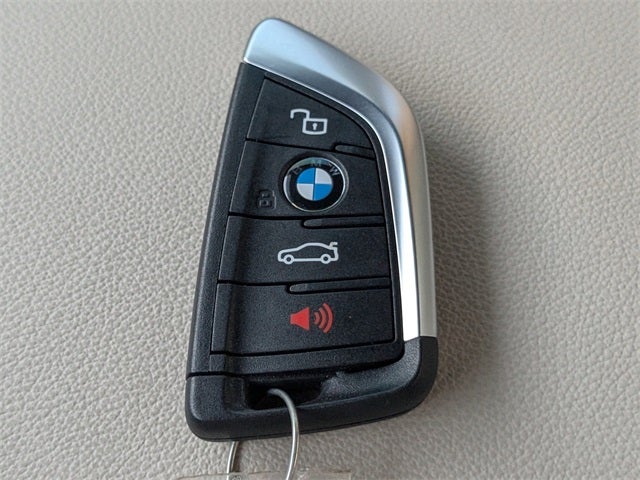 2025 BMW 3 Series 330i