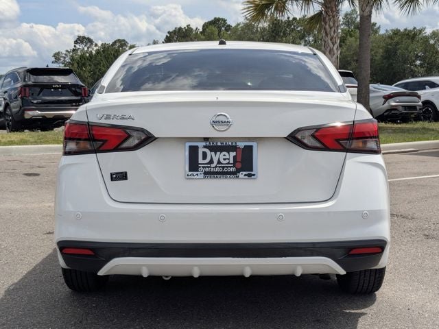 2020 Nissan Versa 1.6 S