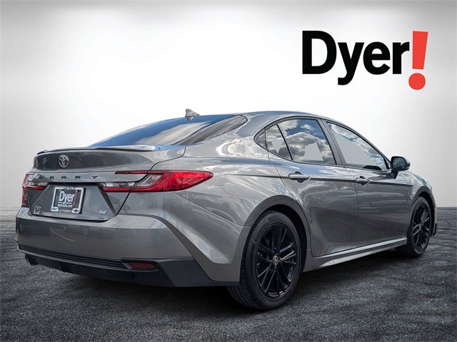 2025 Toyota Camry SE