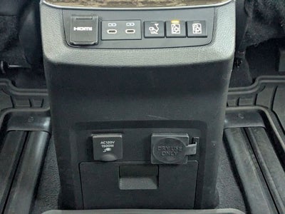 2025 Toyota Sienna Platinum 7 Passenger