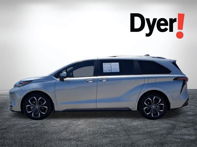 2025 Toyota Sienna Platinum 7 Passenger