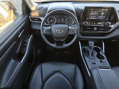 2020 Toyota Highlander XLE