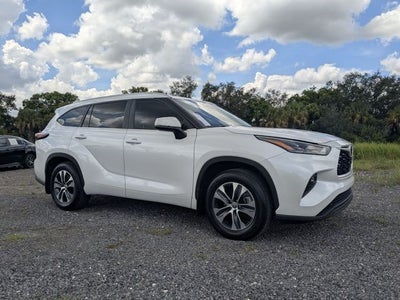 2024 Toyota Highlander XLE