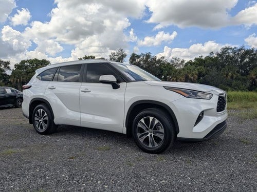 2024 Toyota Highlander XLE