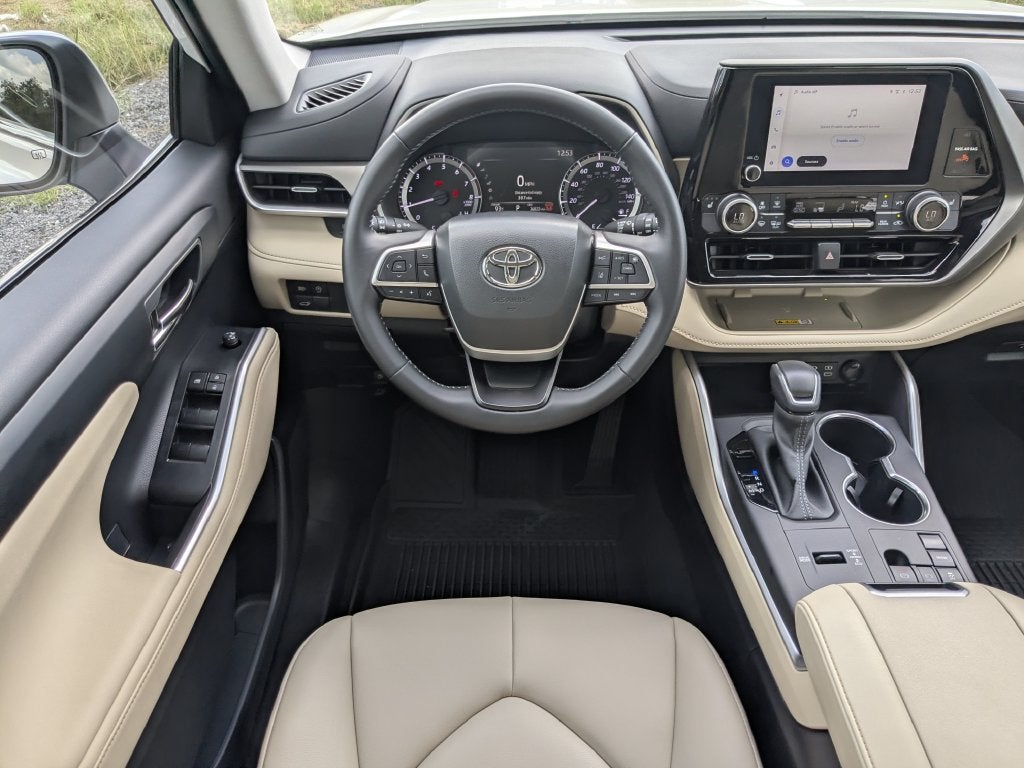 2024 Toyota Highlander XLE