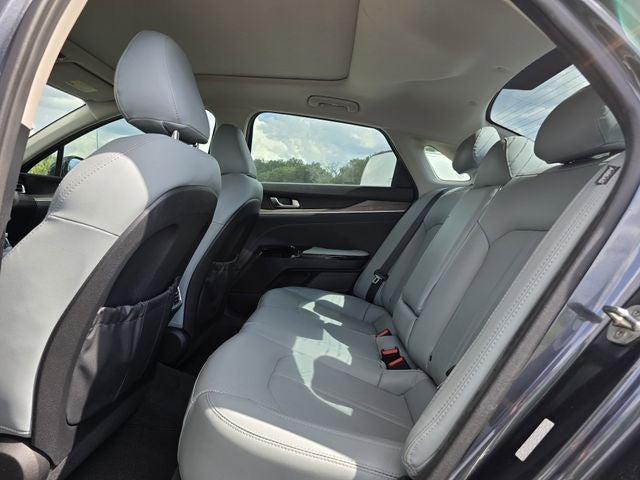 2022 Kia K5 EX