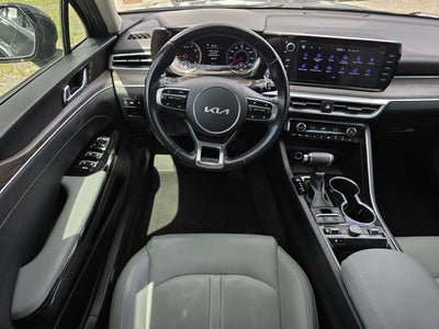 2022 Kia K5 EX