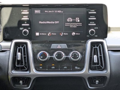 2022 Kia Sorento LX