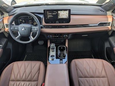 2025 Mitsubishi Outlander SEL