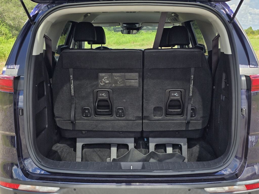 2022 Kia Carnival LXS