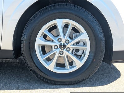 2023 Kia Carnival LX