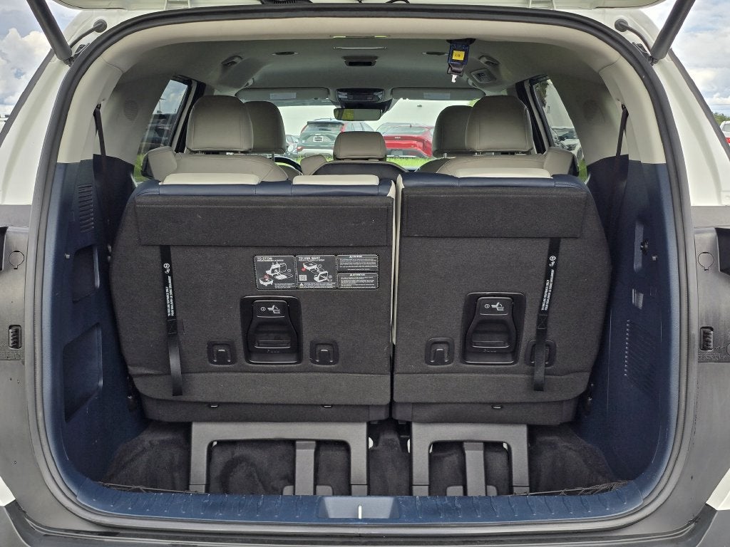 2025 Kia Carnival Hybrid EX