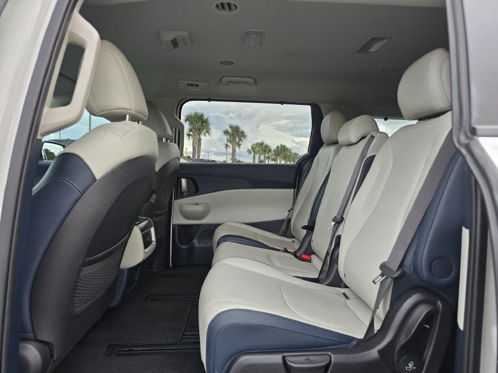 2025 Kia Carnival Hybrid EX