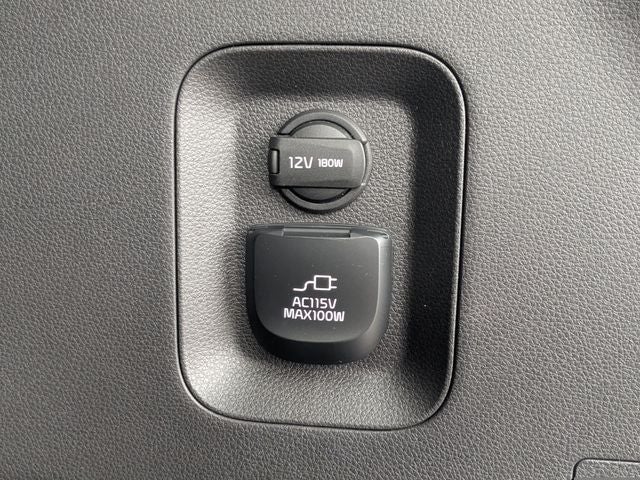 2022 Kia Carnival SX