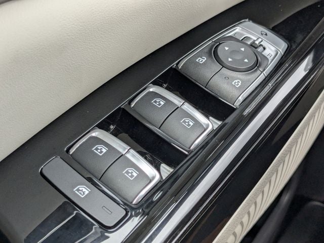 2022 Kia Carnival SX