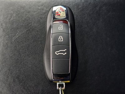 2021 Porsche Macan Base