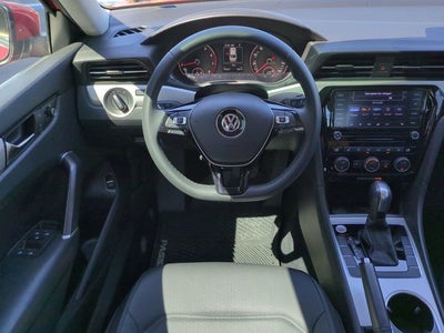 2022 Volkswagen Passat 2.0T SE