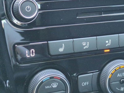 2022 Volkswagen Passat 2.0T SE