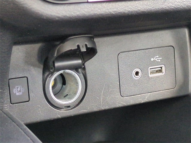 2023 Nissan Versa 1.6 SV