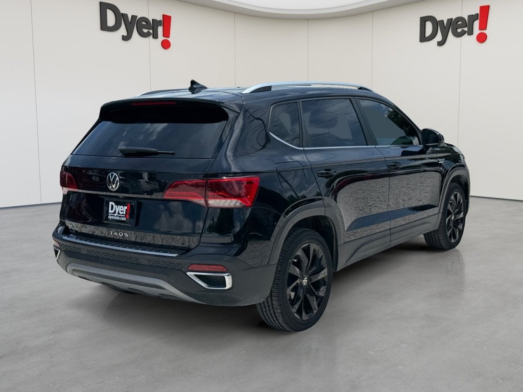 2023 Volkswagen Taos 1.5T SE