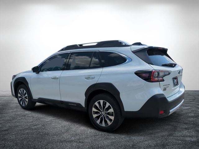 2025 Subaru Outback Touring