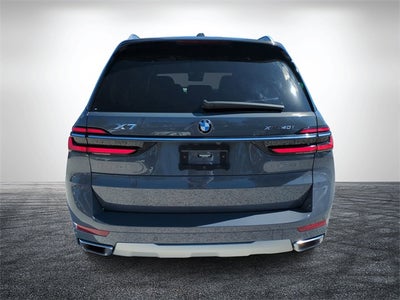 2023 BMW X7 xDrive40i