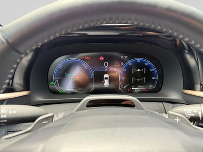 2025 Toyota Crown Signia Limited