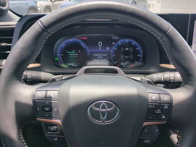 2025 Toyota Crown Signia Limited