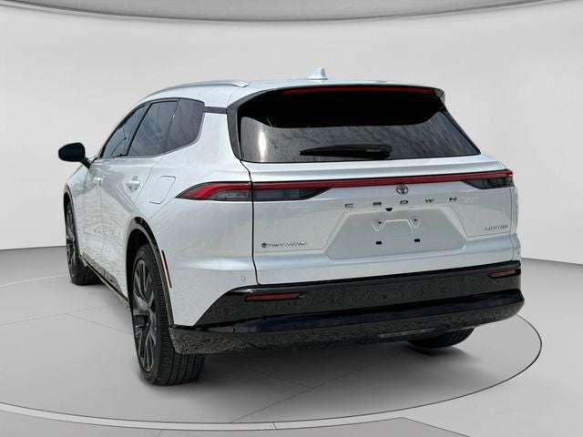 2025 Toyota Crown Signia Limited