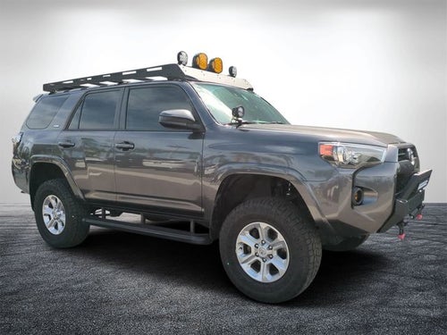 2022 Toyota 4Runner SR5