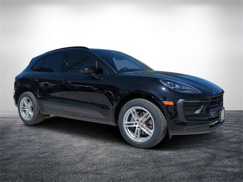 2023 Porsche Macan Base