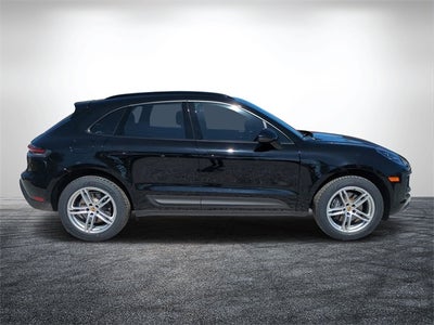 2023 Porsche Macan Base