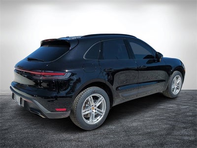 2023 Porsche Macan Base