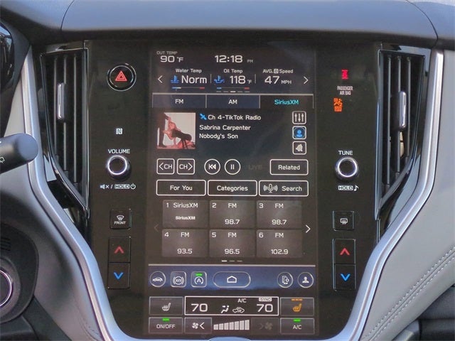 2025 Subaru OUTBACK Premium