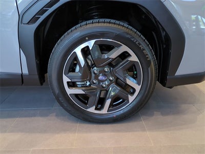 2025 Subaru FORESTER Limited Hybrid