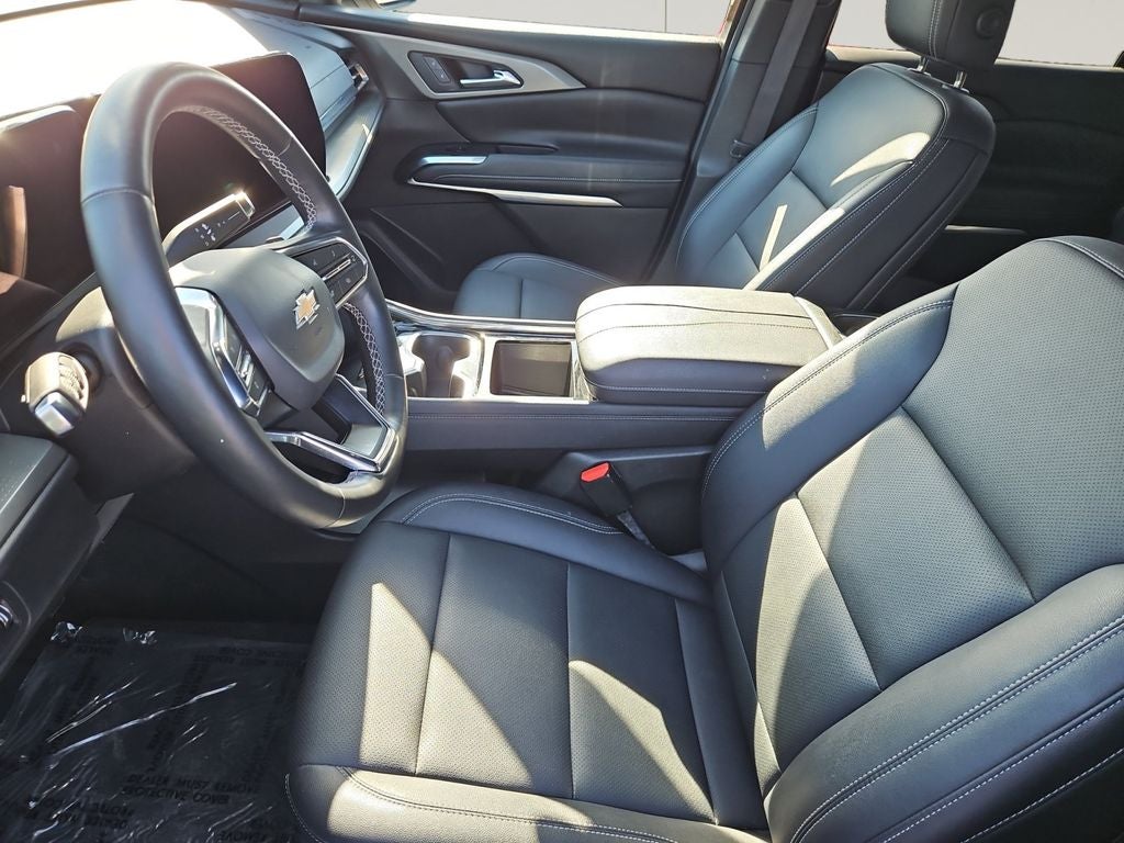 2025 Chevrolet Traverse LT 2LT