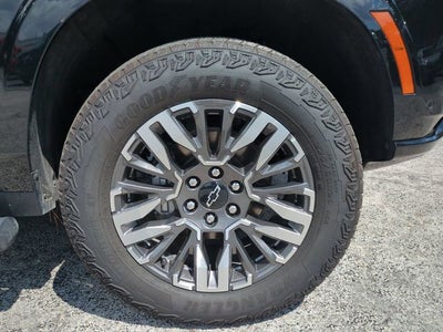 2025 Chevrolet Suburban Z71