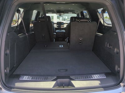 2022 Chevrolet Suburban High Country