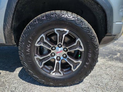 2024 GMC Canyon AT4