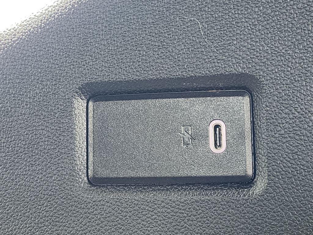 2022 Cadillac Escalade ESV Premium
