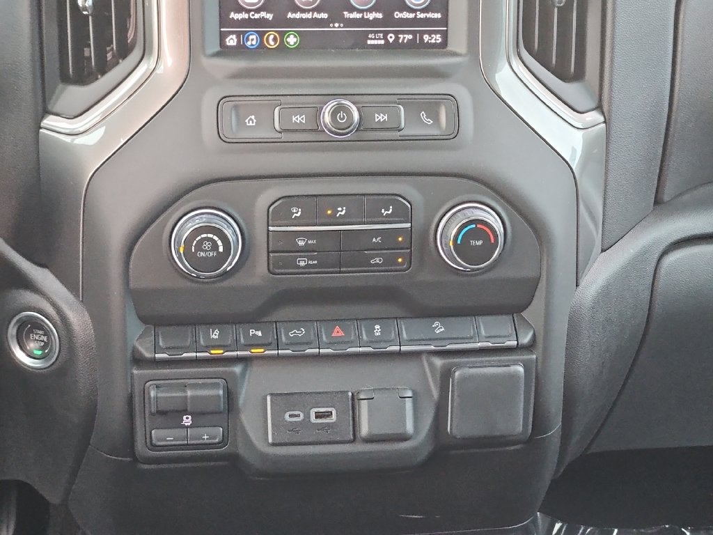 2025 Chevrolet Silverado 2500HD Custom