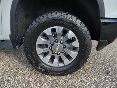 2024 Chevrolet Silverado 2500HD Custom