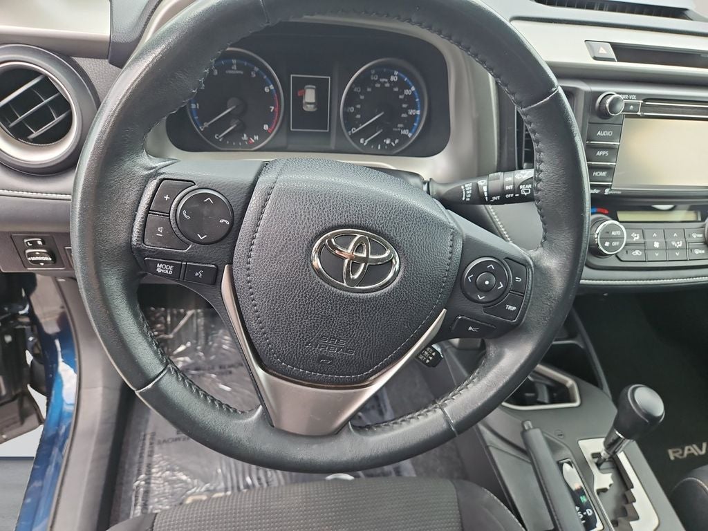 2017 Toyota RAV4 XLE