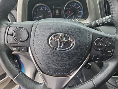 2017 Toyota RAV4 XLE