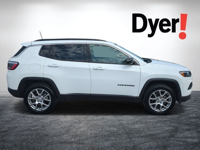 2022 Jeep Compass Latitude Lux