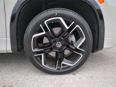 2025 Volkswagen Tiguan 2.0T SEL R-Line